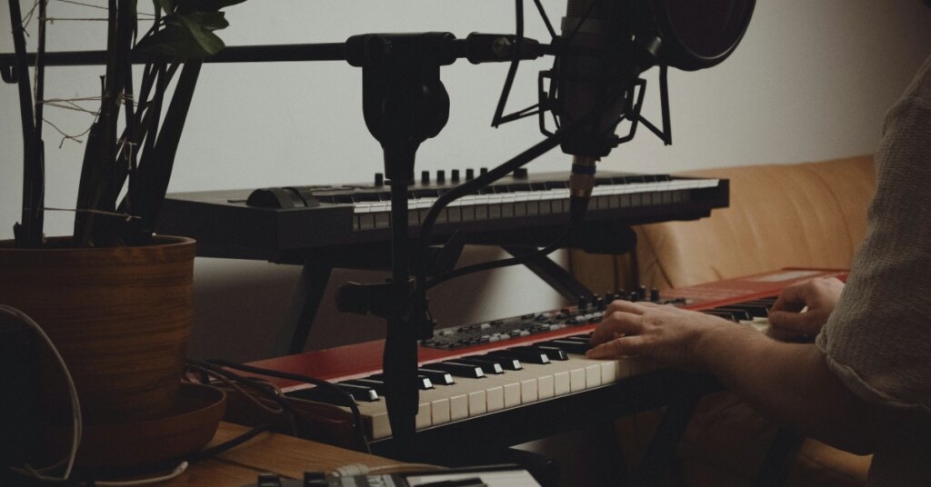 I 5 Migliori Controller MIDI per DJ e Produttori Guida all'Acquisto